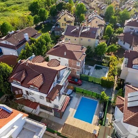 Ilyaholidayhomes Ekinoks فيلة *