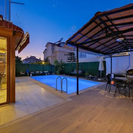 فيلة Ilyaholidayhomes Ekinoks