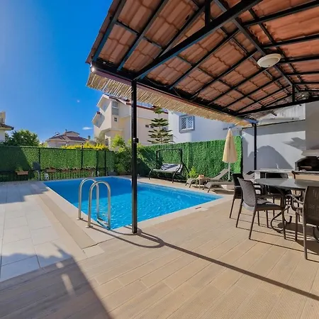 Ilyaholidayhomes Ekinoks فيلة *