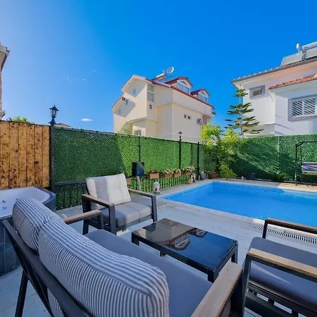 Ilyaholidayhomes Ekinoks *