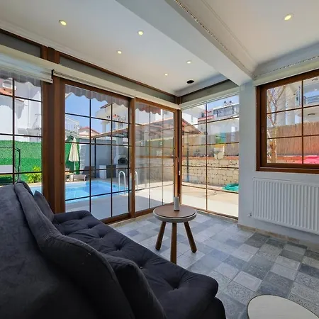 فيلة Ilyaholidayhomes Ekinoks