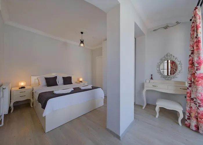 Ilyaholidayhomes Ekinoks فيلة *