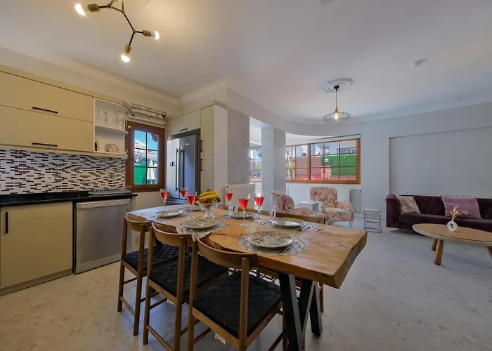 Ilyaholidayhomes Ekinoks * فتحية