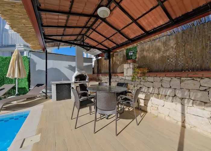 Ilyaholidayhomes Ekinoks فتحية