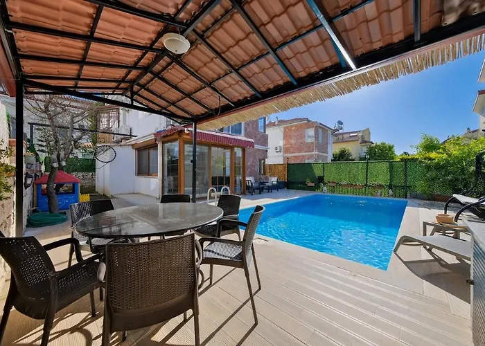 Villa Ilyaholidayhomes Ekinoks