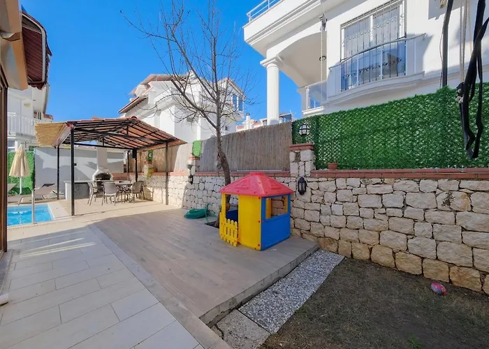 Ilyaholidayhomes Ekinoks فتحية