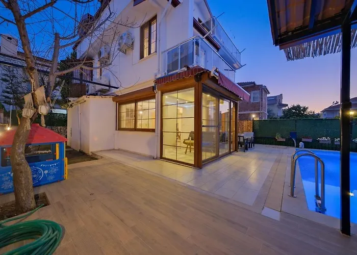 Ilyaholidayhomes Ekinoks *