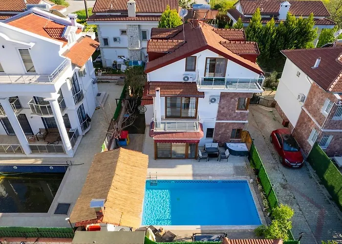 Ilyaholidayhomes Ekinoks