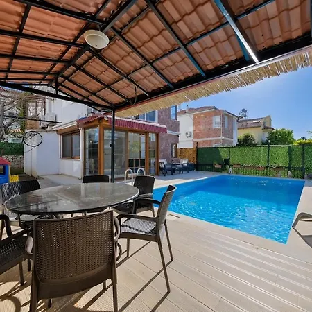 Villa Ilyaholidayhomes Ekinoks