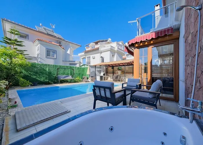 Ilyaholidayhomes Ekinoks *