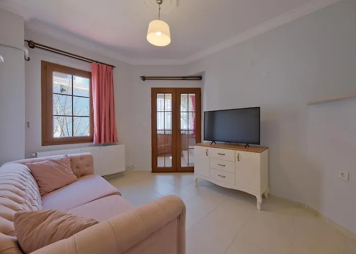 Βίλα Ilyaholidayhomes Ekinoks *