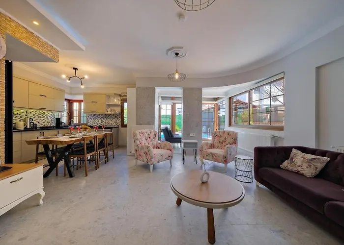 Ilyaholidayhomes Ekinoks Φετιγιέ