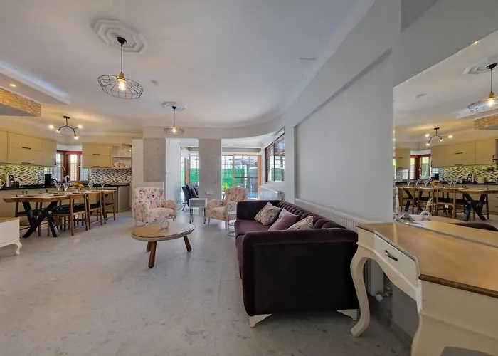 Βίλα Ilyaholidayhomes Ekinoks