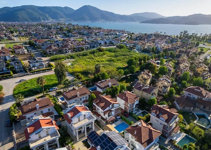 Βίλα Ilyaholidayhomes Ekinoks *